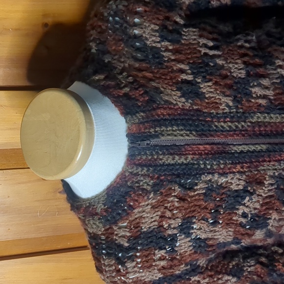 handmade CROCHET long sleeve zip front cardigan sweater, warm and cuddly sz L/XL - Picture 6 of 10